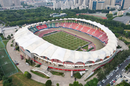 Hanghai Stadium ()
