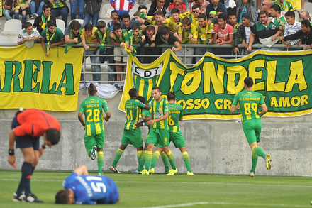 CD Tondela v Moreirense Liga NOS J7 2015/16