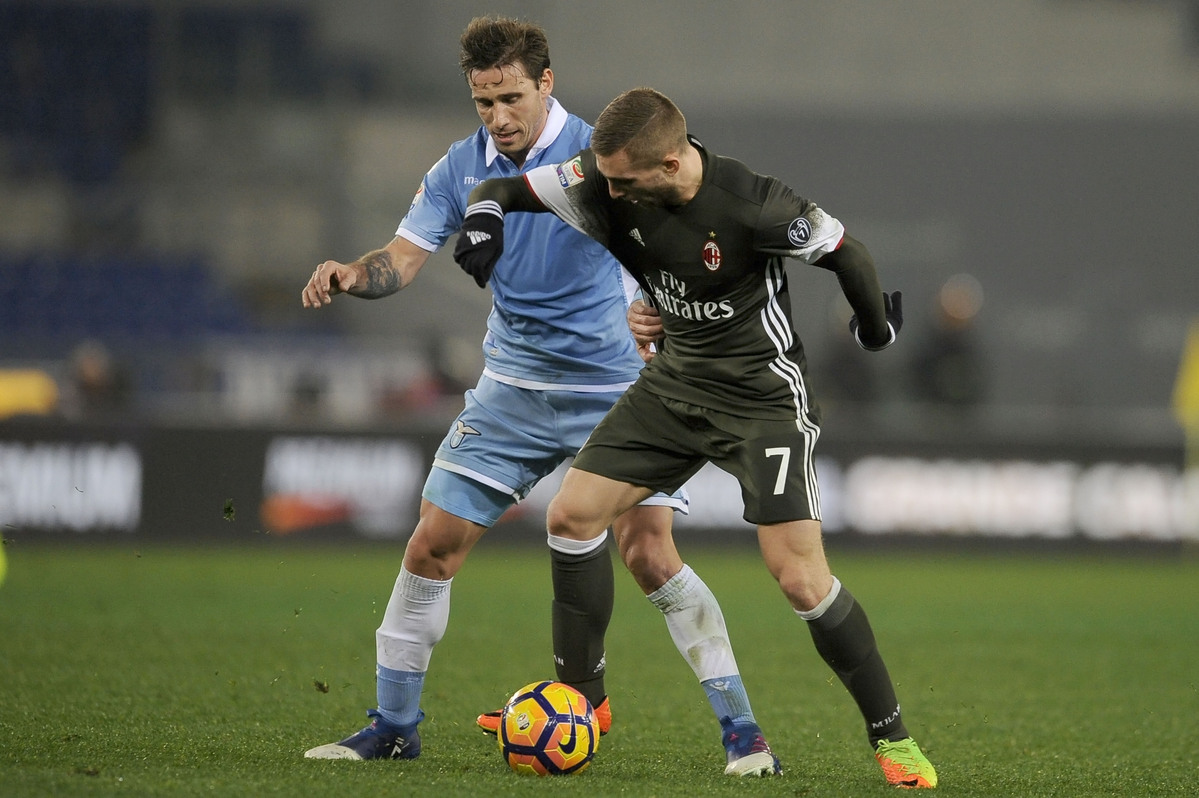lucas biglia,jogador,gerard deulofeu,lazio,equipa,milan lucas biglia,jogador,gerard deulofeu,lazio,equipa,milan