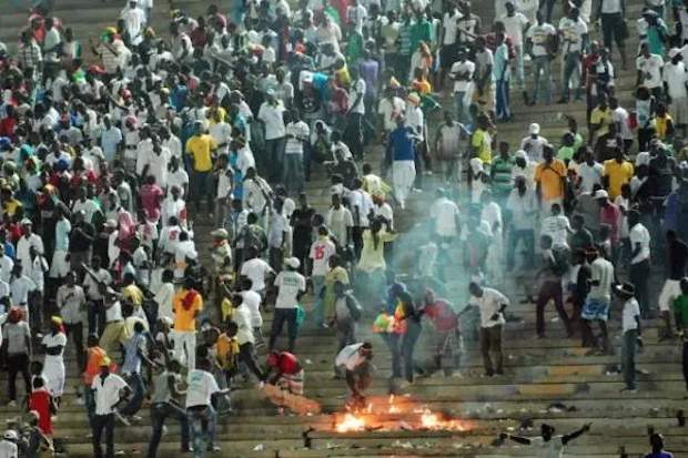 O desastre de Accra, o maior em um estdio de futebol africano