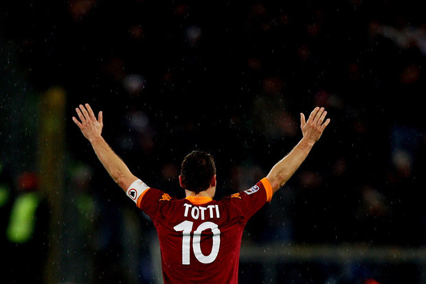 Totti, a bandeira de Roma 
