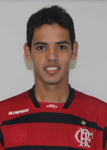 http://www.ogol.com.br/img/jogadores/89/65289_ori_lorran.jpg