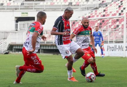 Joinville 1-3 Brusque