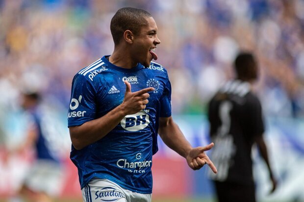 Cruzeiro volta a vencer Athletic e chega na final do Campeonato Mineiro