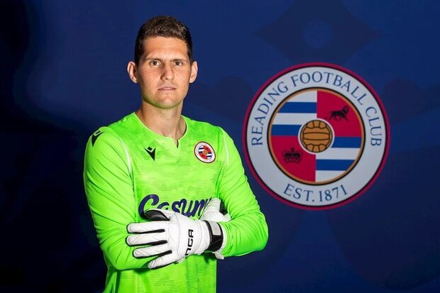 Cruzeiro espera rescisão de Rafael Cabral com clube inglês para fechar contratação