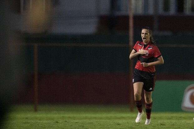Fla acaba com invencibilidade do Santos e se recupera no Brasileirão Feminino