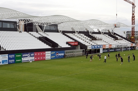Kaplakrikavöllur (ISL)