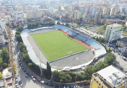 Stadiumi Selman Stërmasi 