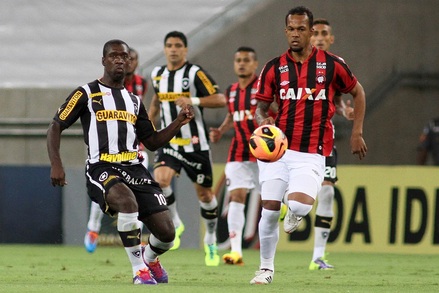 Botafogo 4 x 0 Atltico Paranaense (Brasileiro 2013)