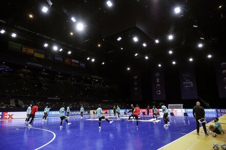 Operao Rssia| A preparao para a final do Euro