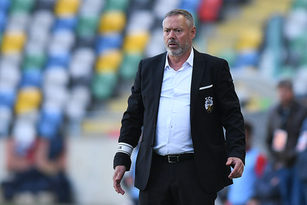 Ledman LigaPro: Oliveirense x Farense