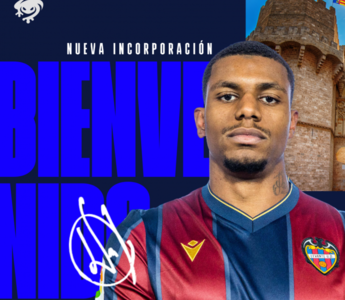 Wesley Moraes :: Stoke City :: Perfil do Jogador 