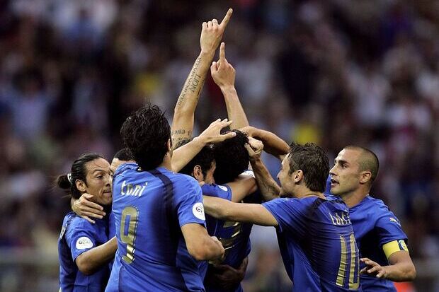 Itália 1 x 1 França: A Azzurra é tetra em dia de Materazzi x Zinedine Zidane