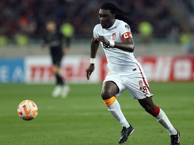 Bafétimbi Gomis (FRA)