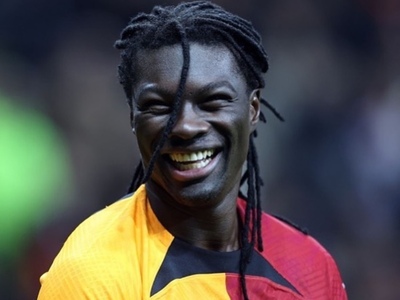 Bafétimbi Gomis (FRA)