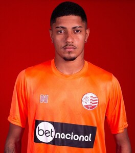 Léo (BRA)