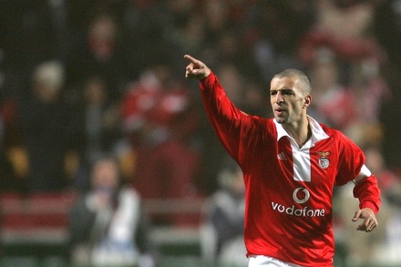 Simo Sabrosa (POR)