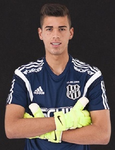 Resultado de imagem para Ivan quaresma goleiro