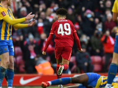Alex Oxlade-Chamberlain deixa o Liverpool para jogar na Turquia :: ogol .com.br