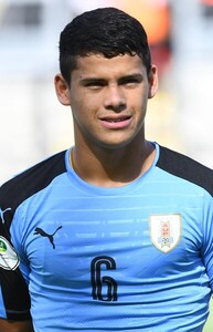 Maximiliano Araújo (URU)