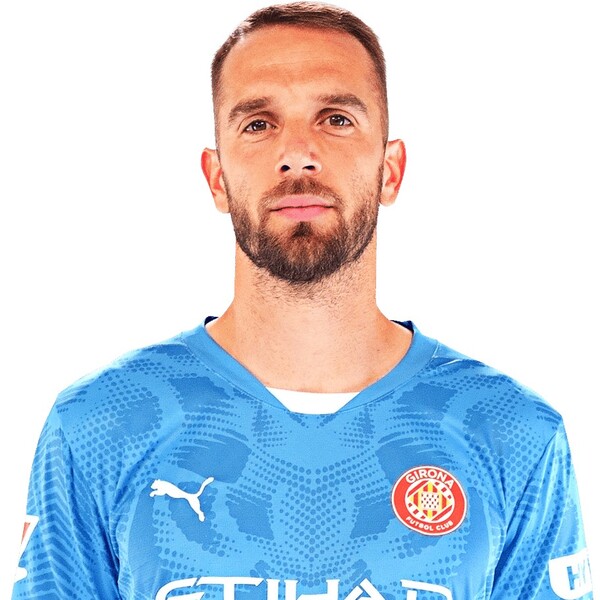 Pau López (ESP)
