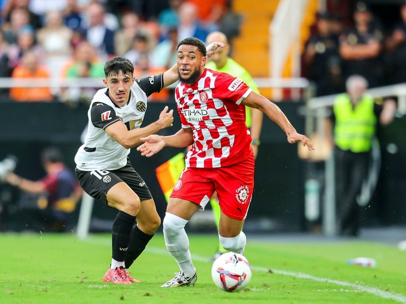 Arnaut Danjuma (NED)