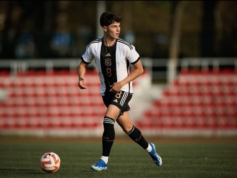 Mert Komur (GER)