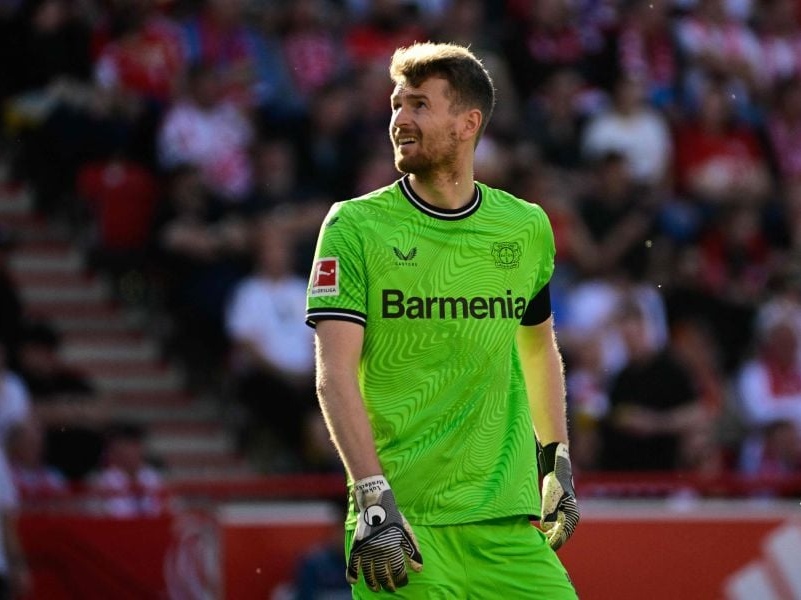 Lukas Hradecky (FIN)