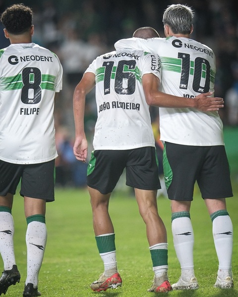 João Almeida (BRA)