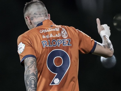 Renzo López (URU)