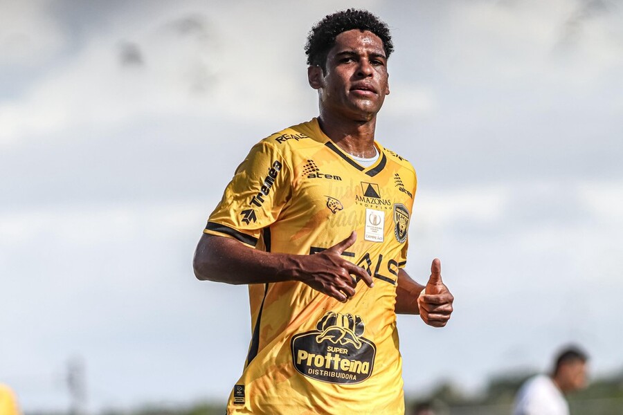 William Barbio (BRA)