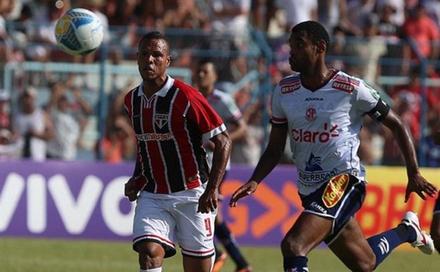 Penapolense 1-3 São Paulo