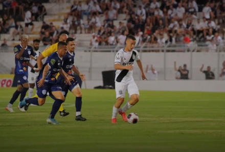 Ponte Preta 3-0 Monte Azul