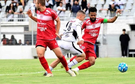 Ponte Preta 3-0 CRB