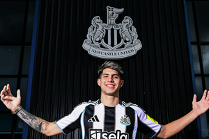 Promessa espanhola deixa o Mlaga e ruma ao Newcastle