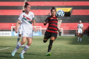 Fluminense vence o Sport na Ilha do Retiro e permanece no G8 do Brasileiro