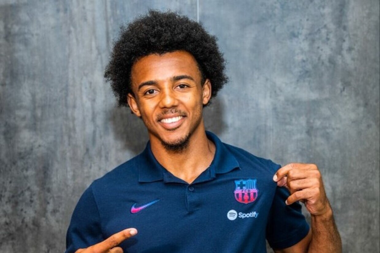 Koundé desmente rumores de saída do Barça