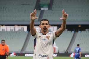 Fortaleza usa a bola parada para derrubar o CSA e faz semifinal com o Bahia