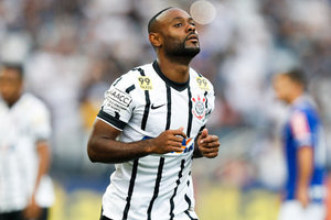 Gil, Luan e Vagner Love: os alvos impossveis do Corinthians no mercado