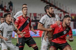 Atltico Goianiense se segura, empata e despacha o Corinthians da Copa do Brasil