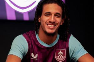 Hannibal se despede do United e vai atuar na segunda diviso inglesa