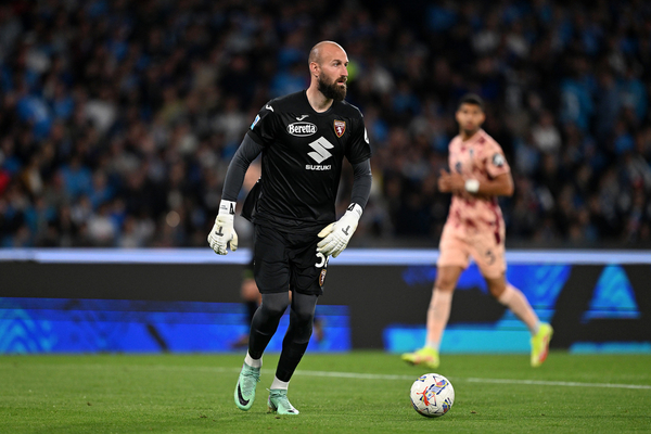 United estuda investida por goleiro do Torino