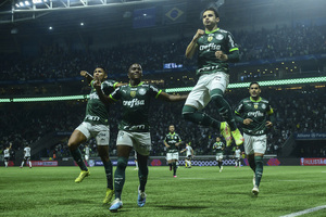 Palmeiras passa fcil pela Inter de Limeira e segue absoluto no Paulisto