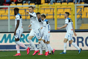 Mais uma goleada de uma Atalanta insana 