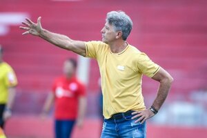 Renato Gacho faz alerta aps retorno  Srie A: 'Chega de amadorismo'