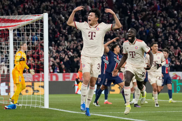 Bayern vence com gol de Kim, aumenta crise do PSG na Champions e encosta no G8