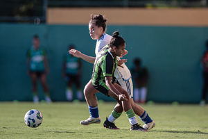 Cruzeiro supera o Amrica Mineiro e se mantm no topo do Brasileiro Feminino
