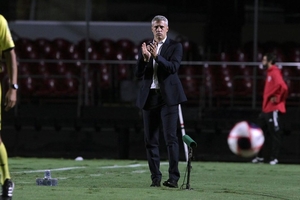 So Paulo negocia o retorno de Hernn Crespo para substituir Zubelda