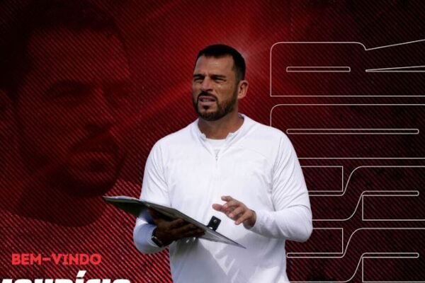 Ex-auxiliar de Luxa  o novo tcnico do Ferrovirio