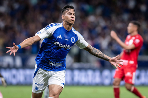 Kaio Jorge chama a responsabilidade e comanda a vitria do Cruzeiro contra o Vila Nova
